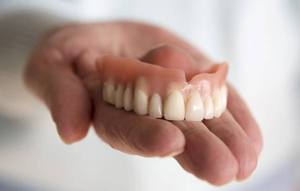 Sample denture